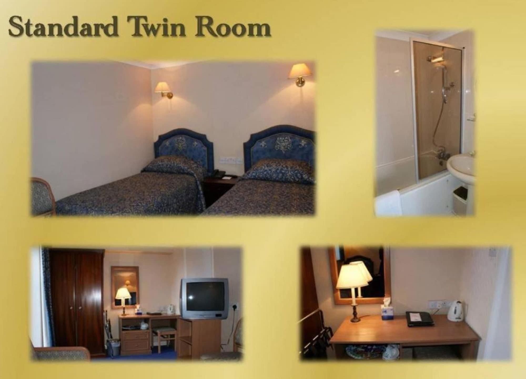 Barn Hotel London ريوسليب المظهر الخارجي الصورة