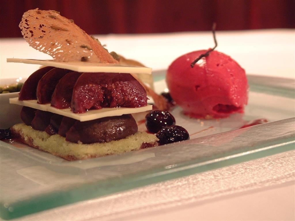 Barn Hotel London ريوسليب المطعم الصورة