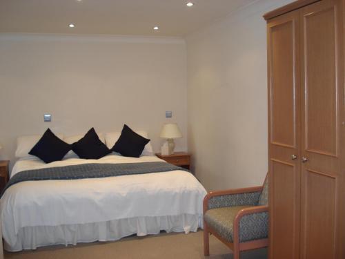 Barn Hotel London ريوسليب المظهر الخارجي الصورة